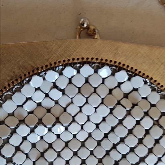 VTG Whiting And Davis White Metal Mesh Bag Kiss Lock Lined Chain Cross Body - Picture 4 of 9